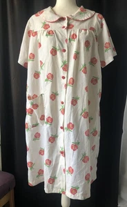 Vintage Katz House Coat Duster Button Up White With Red Pin Dot Roses Cottage - Picture 1 of 11
