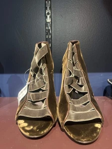 Tacones altos de gamuza beige oscuro Tom Ford Archive para mujer - Imagen 1 de 3