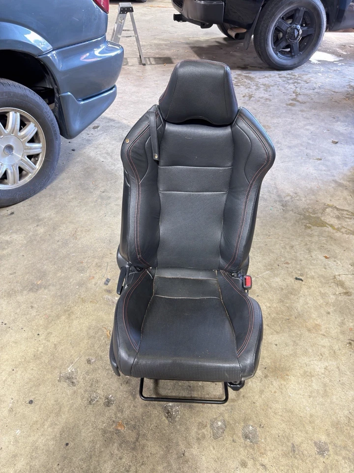 Subaru BRZ 2016 asiento delantero derecho pasajero derecho cuero ScionFRS 13-18 Foto 1 de 4