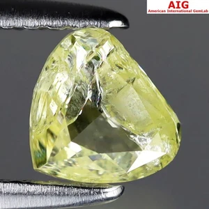 1.01 ct AIG Certified  Heart Cut (5 x 6 mm) (Un-Heated) Fancy Yellow Diamond - Picture 1 of 4
