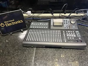 TASCAM DP-32SD 32-Track Digital Portastudio-PARTS AS IS NO POWER - Picture 1 of 7