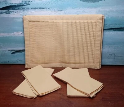 Vintage Set Of 4 Placemats & 4 Napkins Yellow Cloth Napkins & Placemats Retro - Image 1 of 4