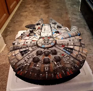 STAR WARS 'MILLENNIUM FALCON" model kit, Completed. 18"long 1979 version. - Picture 1 of 5