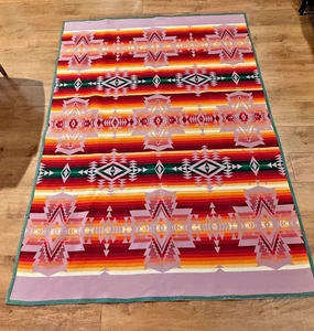 Vintage Pendleton Beaver State Wool Blanket Southwest Aztec Pattern 76 x 52 - Picture 1 of 15