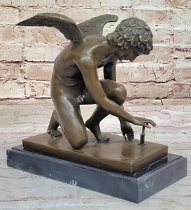 Figura escultura estatua de bronce mariposa niño querubín querubín ángel alado desnudo - Imagen 1 de 10