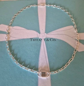 Autentica collana Tiffany & Co piccola doppia chiusura. Prezzo consigliato £600 - Foto 1 di 14