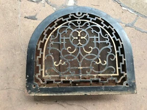 Bogeneisen Kamin Heizung Lüftungslamellen funktioniert verziert Metall Vintage Antik - Bild 1 von 5