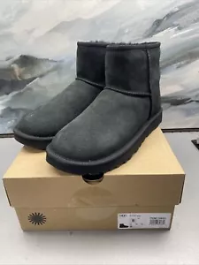Botas UGG Australia Classic Mini II Gamuza Piel de Oveja - Negras ¡Nuevas! Talla 8 - Imagen 1 de 6