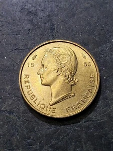 1956 French West Africa CFA 5 Francs Coin Gazelle ***UNCIRCULATED COIN*** - Picture 1 of 2