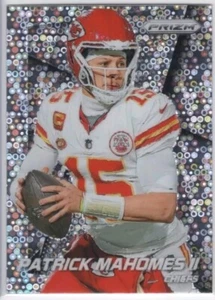 Prizm Patrick Mahomes Flashback 2024 No Huddle Silver Disco Prizm Chiefs SP - Imagen 1 de 2