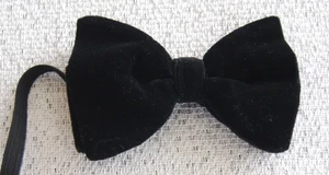 Pre Tied Black Velvet Bow Tie - Cotton -Classic Tuxedo / Wedding / Event / Do - Picture 1 of 2