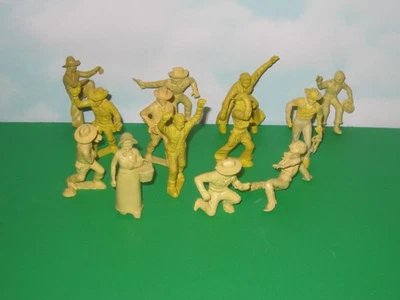 Vaqueros de plástico blando Roy Rogers Mineral City 60 mm años 50 Marx Foto 1 de 3