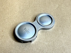 Vintage Chrome TLR Mamiya Front Lens Cap-CLEAN - Picture 1 of 4