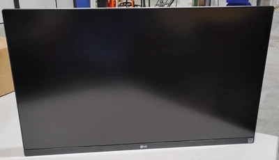 LG 27in IPS 4K UHD Computer Monitor 5ms 60Hz 3840 x 2160 16:9 Damaged: As-Is - Image 1 of 4