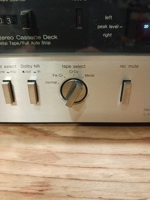 Perilla selectora de cinta de casete Technics M14 - Lote V-25 Foto 1 de 4