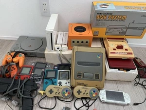 Nintendo GameCube & Other Consoles SET LOT Untested 01568ff - Picture 1 of 11