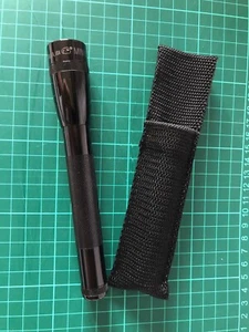 MAGLITE MINI MAG LITE LED AA NERA Pila Torcia MINI Mag Lite LED AA - 4 MODI - Imagen 1 de 5