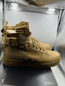 Nike SF AF1 Air Force 1 para mujer talla 11,5 para hombre talla 10 elemental dorado trigo - Imagen 1 de 7