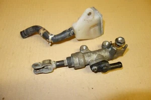 Suzuki Gsxr gsxr1000 1000 K1 K2 rear brake cylinder - Picture 1 of 6