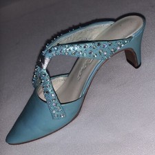 Just the Right Shoe Society Slide 2000 item 25064 Raine / We Combine Ship