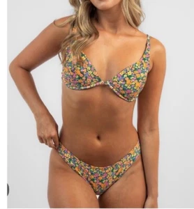 Top de bikini floral Rip Curl Afterglow y parte inferior de bikini de cobertura completa, M - Imagen 1 de 11