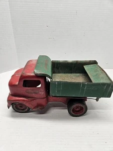 Mound Metalcraft Tonka Toys Rosso Verde Acciaio Pressato Dumper Giocattolo, n.180 - Foto 1 di 9