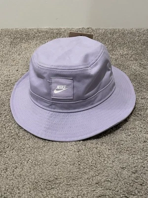 Nike Niños Apex Futura Sombrero Cubo Hortensias Púrpura y Blanco Talla Única Sombrero para el Sol Foto 1 de 4