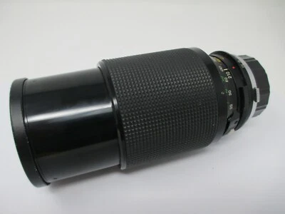 Vivitar Series 1 70-210mm f3.5 Telephoto Zoom Lens - Olympus OM Fit - Image 1 of 4