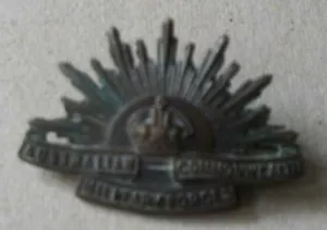 Australian Commonwealth Military Forces Made in to Sweetheart Pin Badge - Picture 1 of 2
