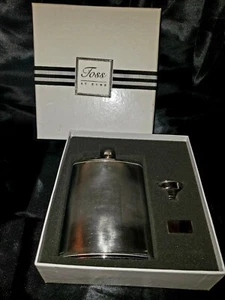 Toss at Home 7 oz fiaschetta argento acciaio inox piastra incisa imbuto usato in ottime condizioni - Foto 1 di 5