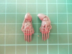 Warhammer 40K - Space Wolves pair of lightning claws OOP - 40k bits - Picture 1 of 1