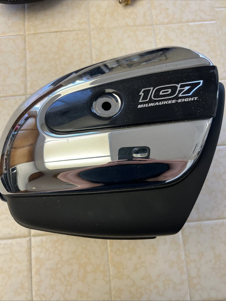 Harley Davidson Street Glide 2019 caja de admisión de aire con filtro Foto 1 de 4