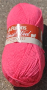 Patons Clásico Lana Worsted en CAMELIA ROSE #77736 - NUEVO CON ETIQUETAS Y Hogar Libre de Humo - Imagen 1 de 4