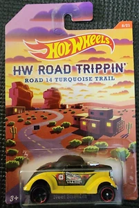 HOTWHEELS 1:64 Diecast - ROAD TRIPPIN #8 Calle Limpia - Road 14 Turquoise Falls - Imagen 1 de 2