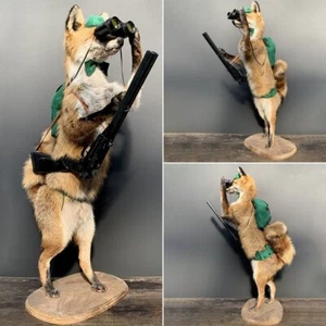 Creative Resin Animal Hunter Ornament Valentine's Day Gift - Picture 1 of 6