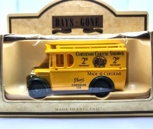 1934 Dennis Delivery Van CHEDDAR CHEESE No. 34003 Days Gone Vintage 1:64 (NEW) - Picture 1 of 3