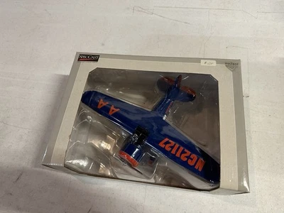 @ 35065 Spec Cast Lockheed Vega American Airlines Airplane Die Cast Metal Model - Image 1 of 4