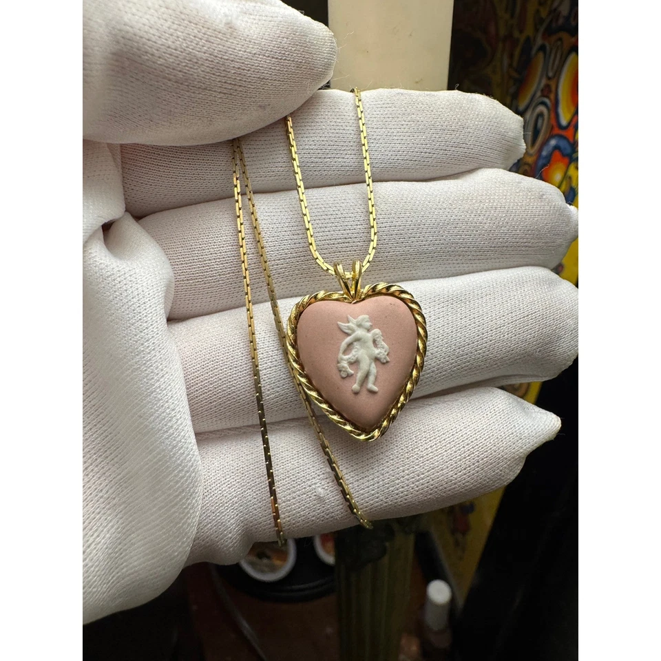 Wedgwood Heart Pendant Necklace Cupid Cameo Pink Gold Tone Chain - Image 1 of 4