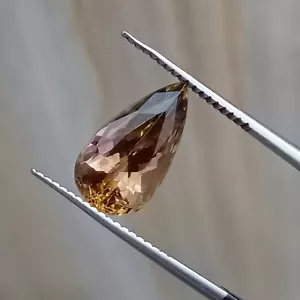 3.60 Carat Natural Cut Axinite Loop Clean Loose Gemstone From Pakistan - Picture 1 of 9