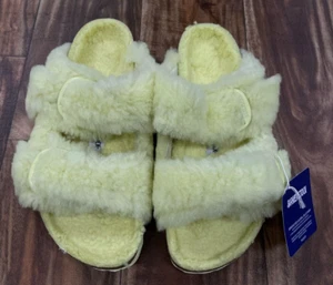 NIB Birkenstock Arizona Buckle Teddy Sandal In Popcorn Yellow Size:42(US:L11) - Picture 1 of 5