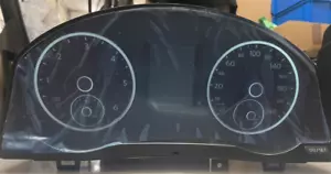 Cuadro de instrumentos Volkswagen 5N0920882C - Bild 1 von 2