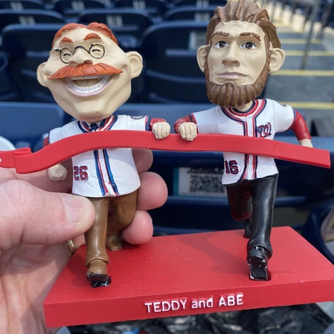 2023 Washington Nationals Teddy Roosevelt & Abe Lincoln Bobblehead 6/17/23 SGA Cover