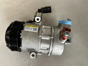 SEAT MIU AIR CONDITIONING COMPRESSOR 1S0816803A - ORIG.NEW - PLEASE LOOK AT... - Picture 1 of 24