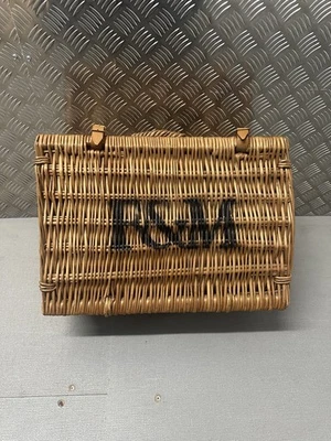 Fortnum and Mason F&M Medium Wicker Christmas Hamper Picnic Basket 48x22x32cm - Image 1 of 4