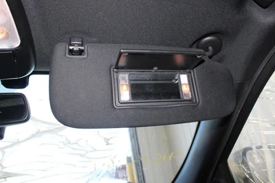 Parasol para pasajeros carrocería de semana VIN E o F compatible con 14-22 Grand Cherokee 397036 Foto 1 de 4