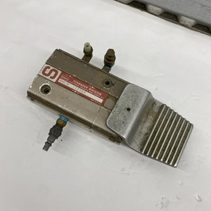 Scovill Schrafer 3320 KF Pneumatic Foot Valve - Picture 1 of 6
