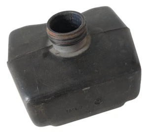 2HP Johnson Outboard Plastic Gas Tank No Cap, No Shut Off Valve 0320246 0398791 - Bild 1 von 5