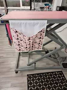 The original Fur bin for your Dog Grooming Groomers table (table not included) - Picture 1 of 16