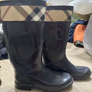 Burberry Wellington Check Rubber Rain Boots In Grey Size 39 / 8 - Picture 1 of 10