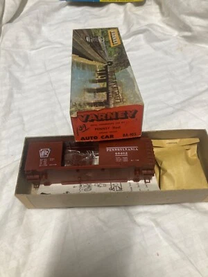 HO VARNEY Pennsylvania # BA-105 AUTO COCHE DOBLE PUERTA Nuevo en caja Nuevo de Lote Antiguo Sin Construir Foto 1 de 4